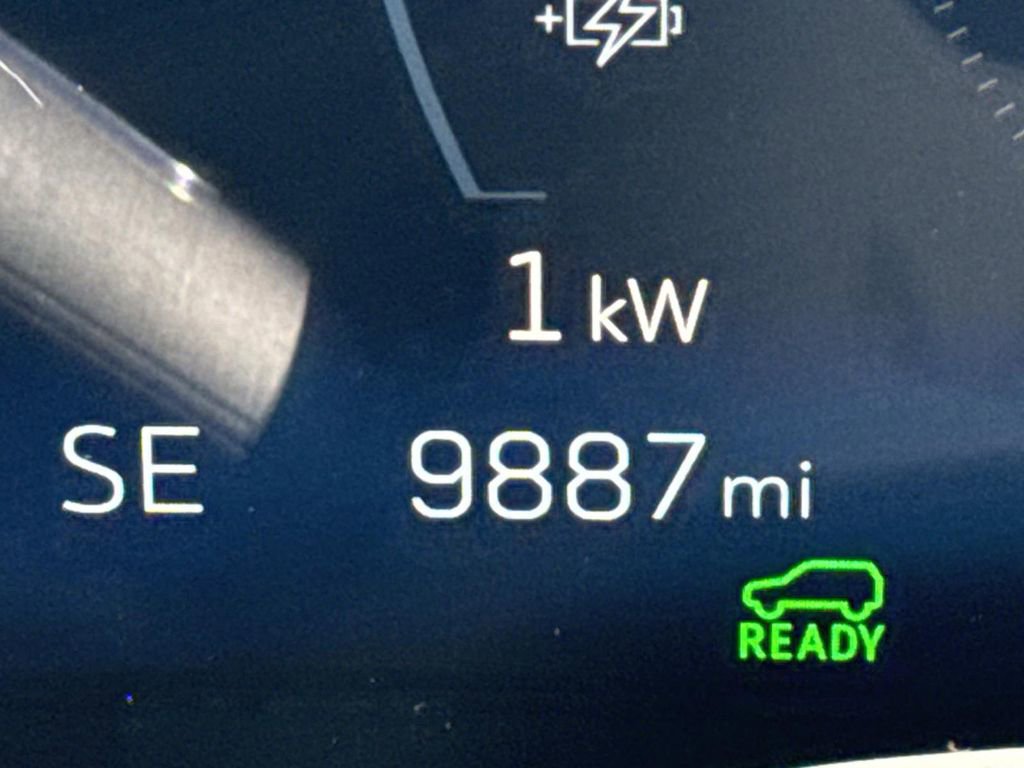 Used 2024 Cadillac Lyriq Luxury w/ LPO, Floor Liner Package image 29