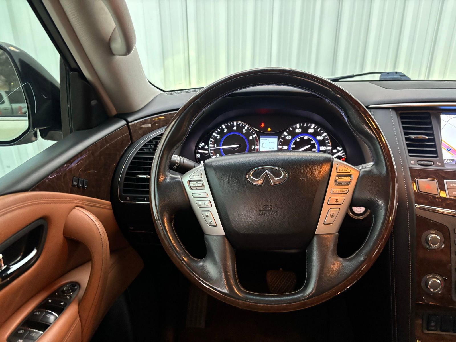 Used 2016 INFINITI QX80 2WD w/ Signature Edition Package image 23