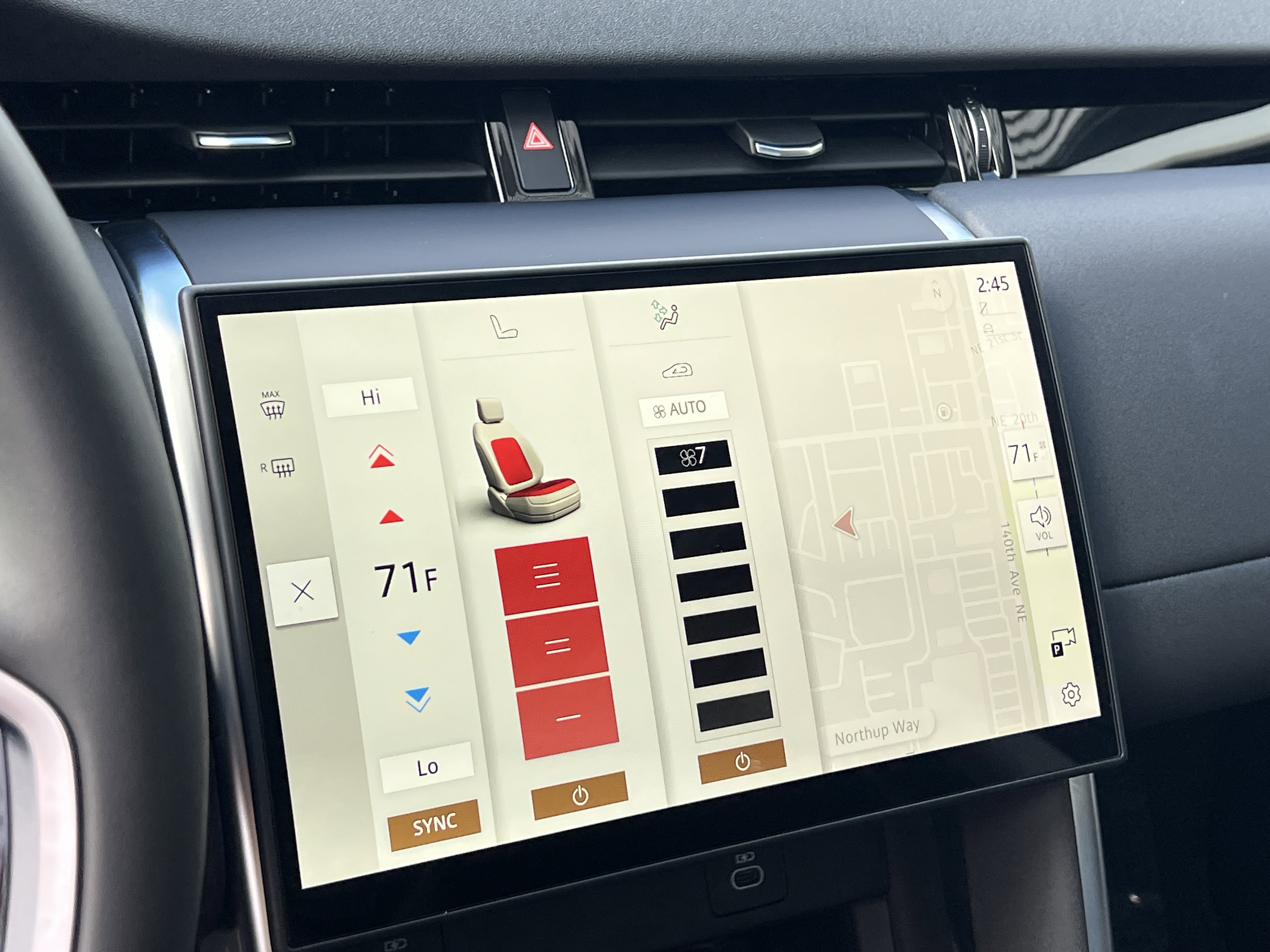 Certified 2024 Land Rover Discovery Sport S image 28