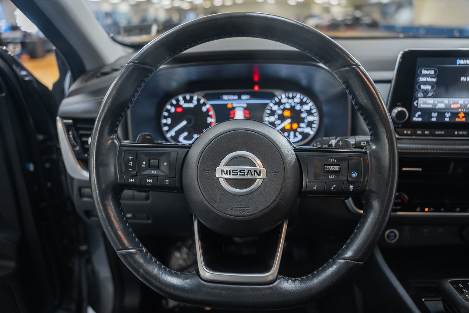 Used 2021 Nissan Rogue SV w/ Premium Package image 34