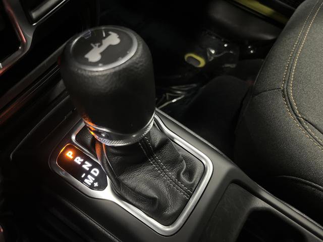 Used 2024 Jeep Wrangler Unlimited image 18