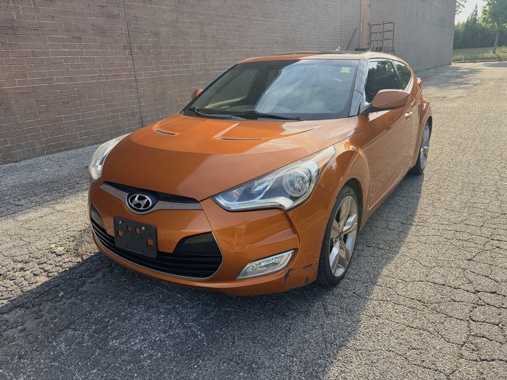 Used 2013 Hyundai Veloster w/ Style Pkg