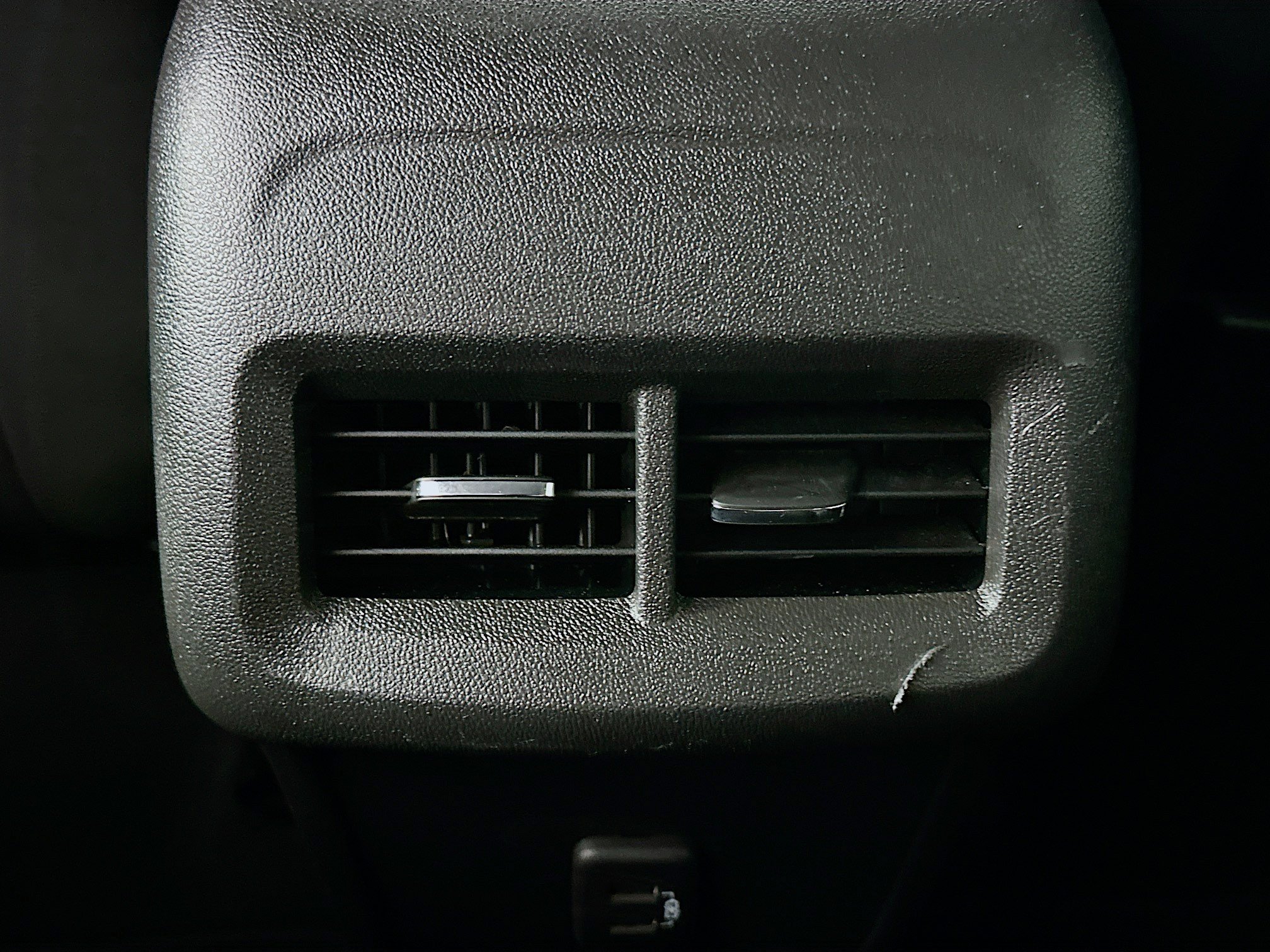 Used 2023 GMC Terrain SLE FWD image 27