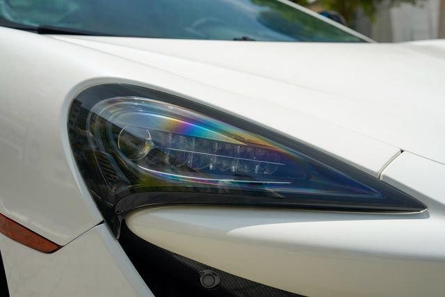 Used 2017 McLaren 570S Coupe RWD image 40