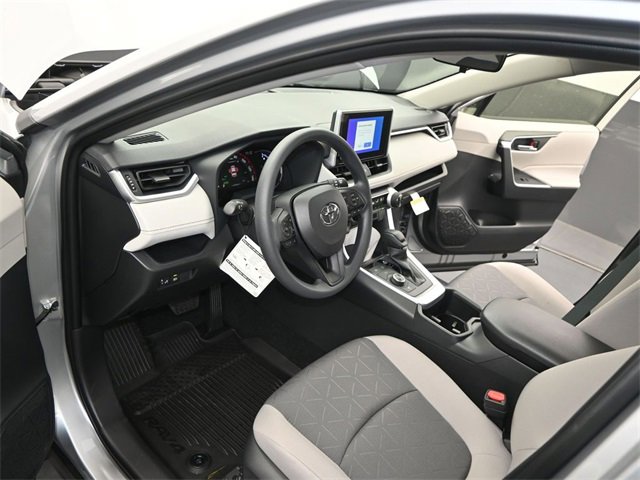 New 2025 Toyota RAV4 XLE image 4