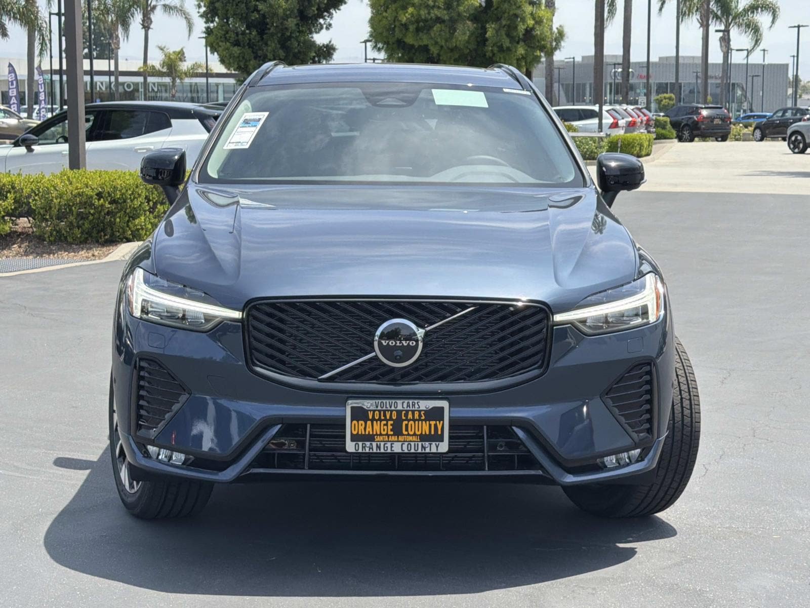 New 2026 Volvo XC60 B5 Plus w/ Climate Package AWD/4WD image 2