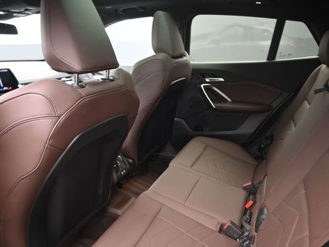 Used 2025 BMW X2 xDrive28i image 10