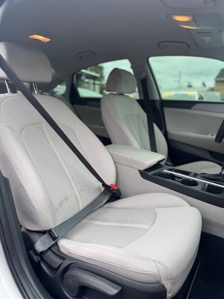 Used 2017 Hyundai Sonata SE image 7