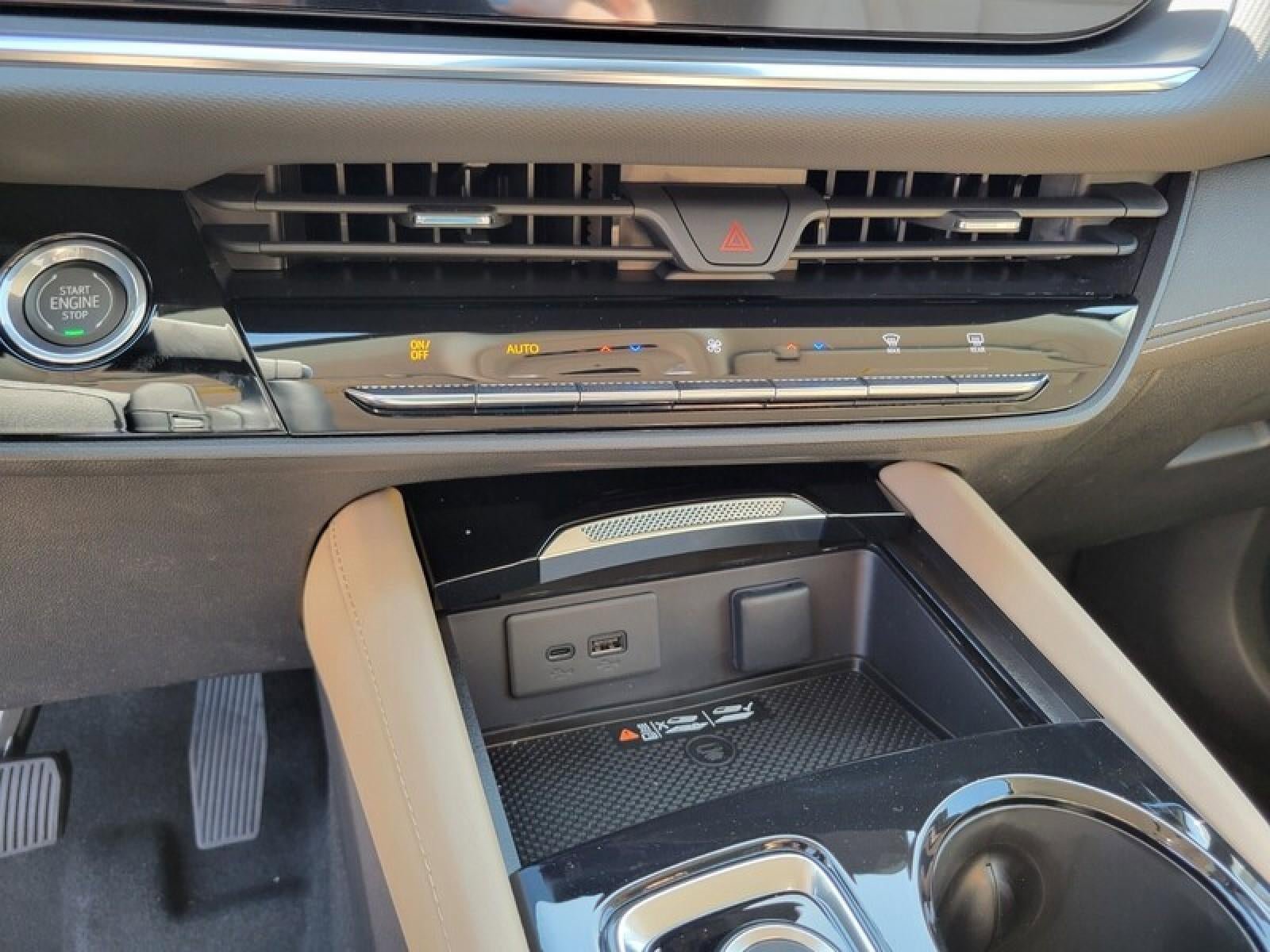New 2026 Buick Envision Preferred AWD/4WD image 16