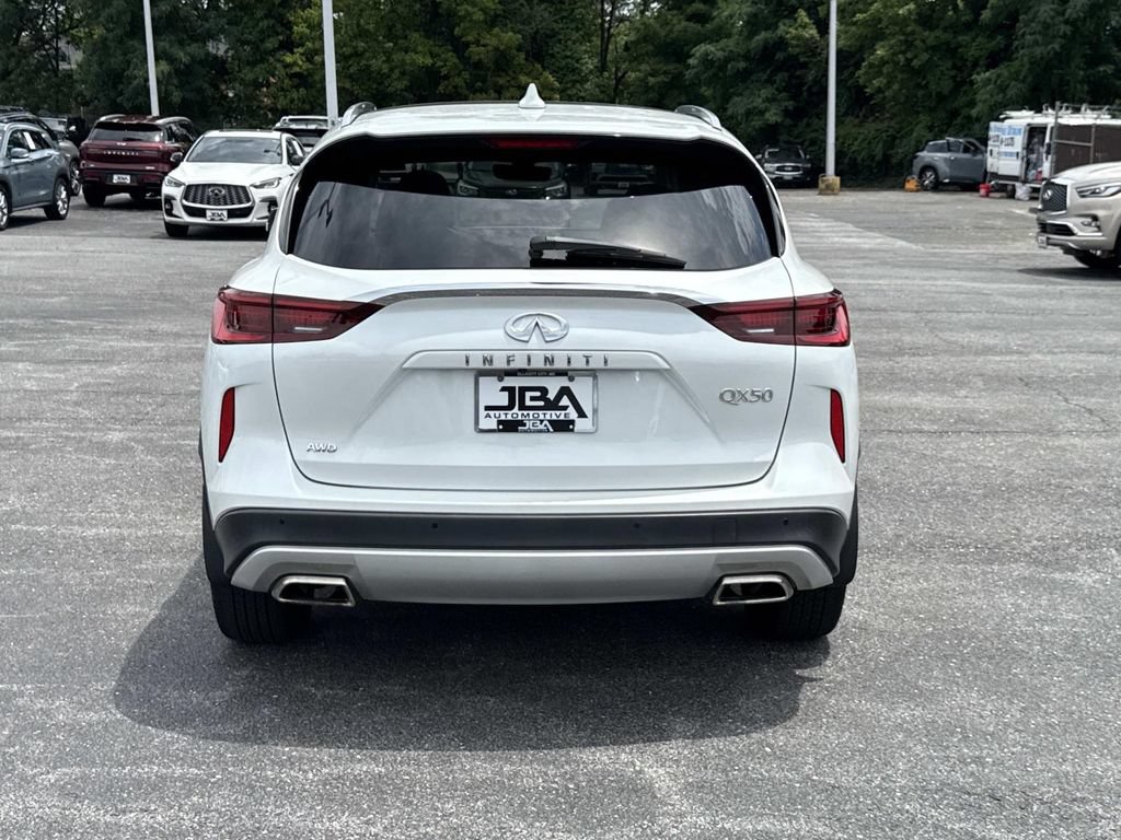 Used 2023 INFINITI QX50 Luxe AWD/4WD image 25