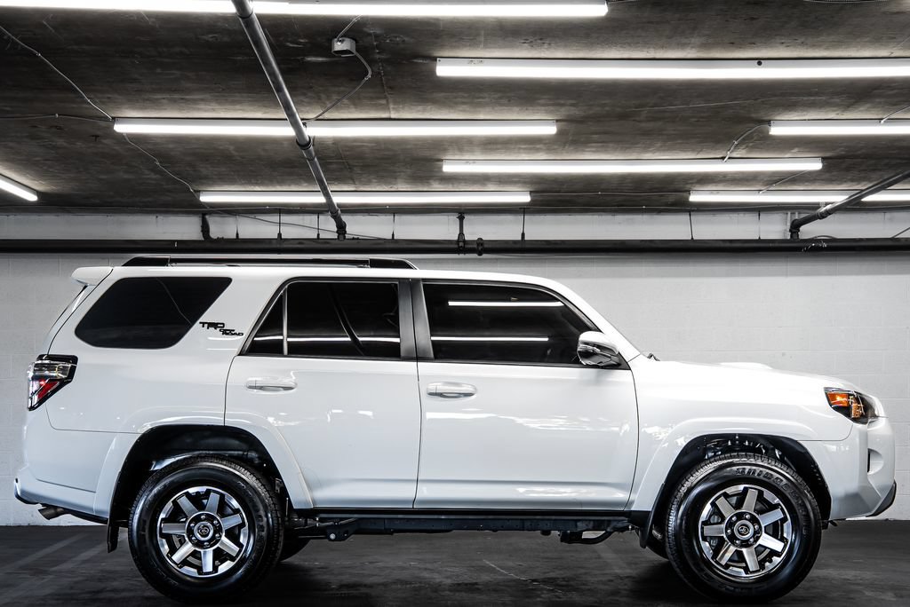 Used 2024 Toyota 4Runner TRD Off-Road Premium w/ Moonroof Package AWD/4WD image 6
