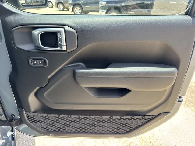 New 2026 Jeep Gladiator Sport AWD/4WD image 16