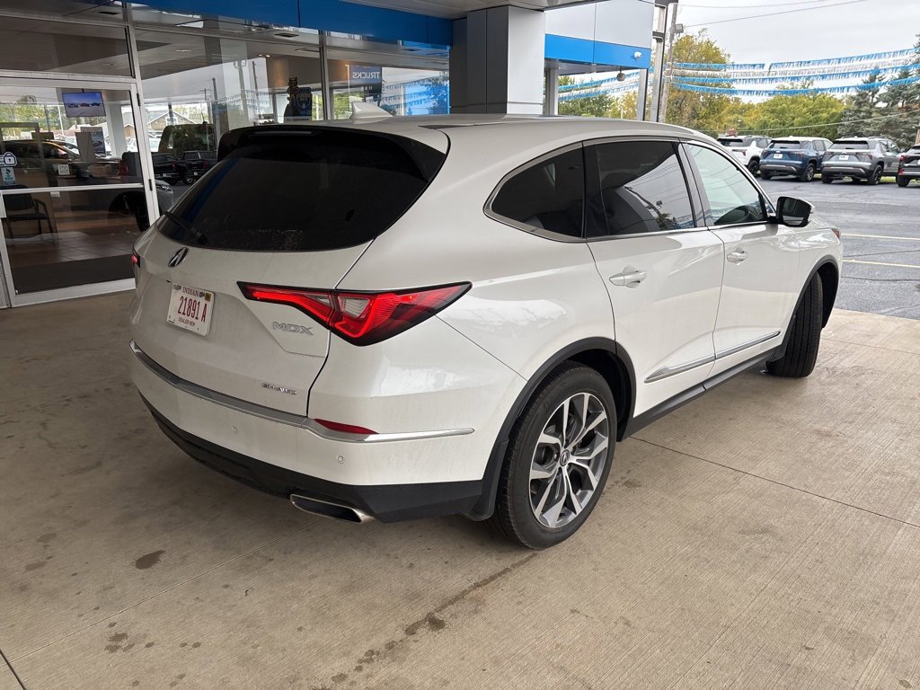 Used 2024 Acura MDX SH-AWD w/ Technology Package image 5