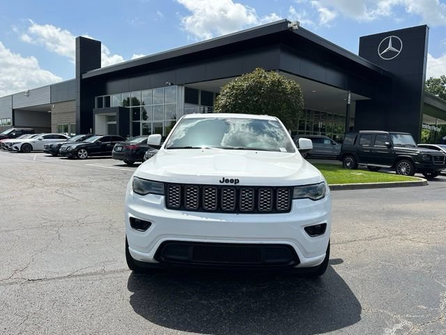 Used 2021 Jeep Grand Cherokee Laredo X AWD/4WD image 3