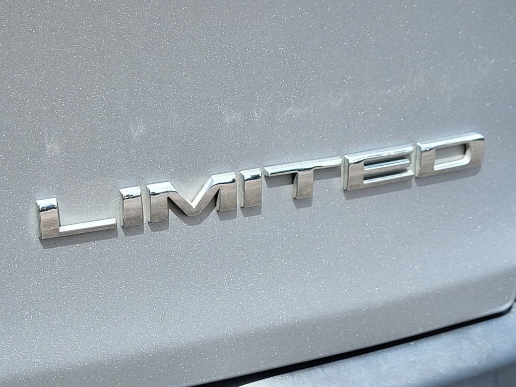 Used 2016 Jeep Cherokee Limited AWD/4WD image 31