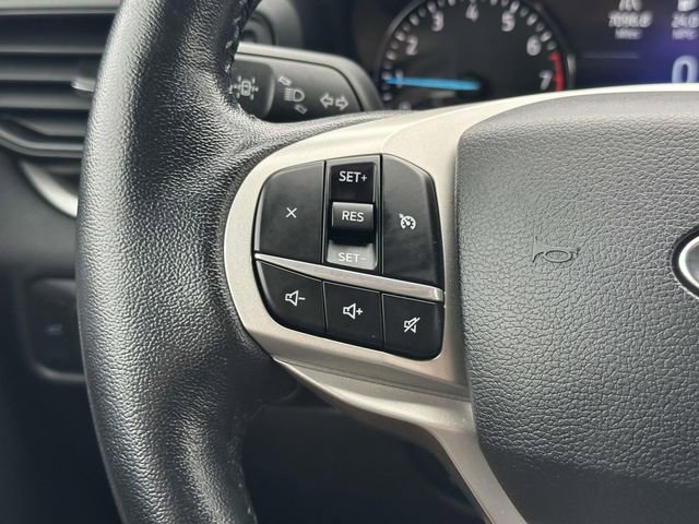 Used 2021 Ford Explorer XLT AWD/4WD image 22