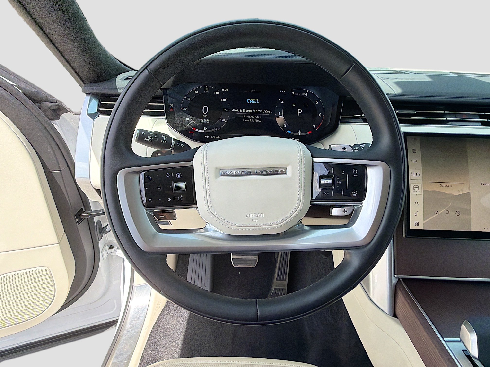 Used 2024 Land Rover Range Rover SE AWD/4WD image 40