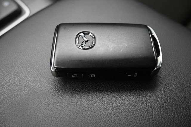 Certified 2025 MAZDA MAZDA3 s FWD image 13