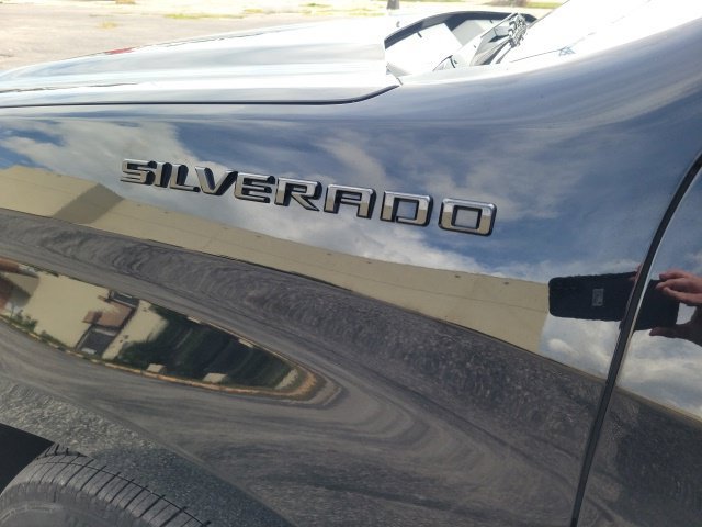 Used 2022 Chevrolet Silverado 1500 Custom w/ Rally Edition RWD image 11