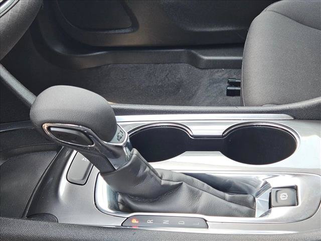 Used 2023 Chevrolet Malibu LT FWD image 12
