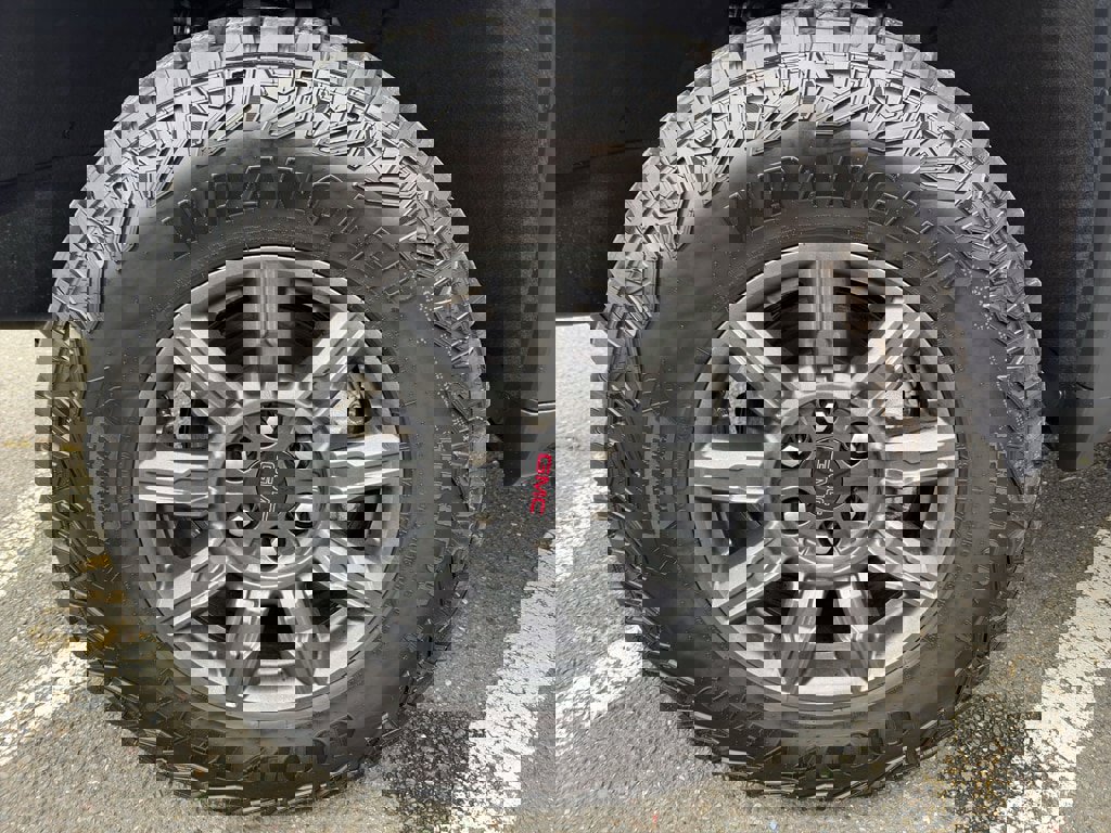 Used 2026 GMC Sierra 1500 AT4X image 2