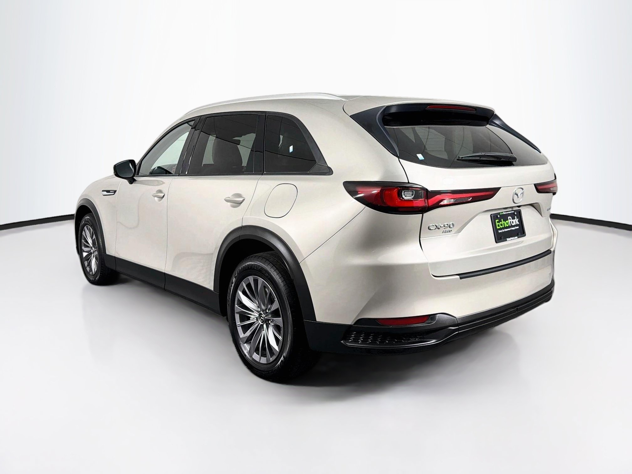 Used 2024 MAZDA CX-90 Plug-In Hybrid w/ Preferred AWD/4WD image 5