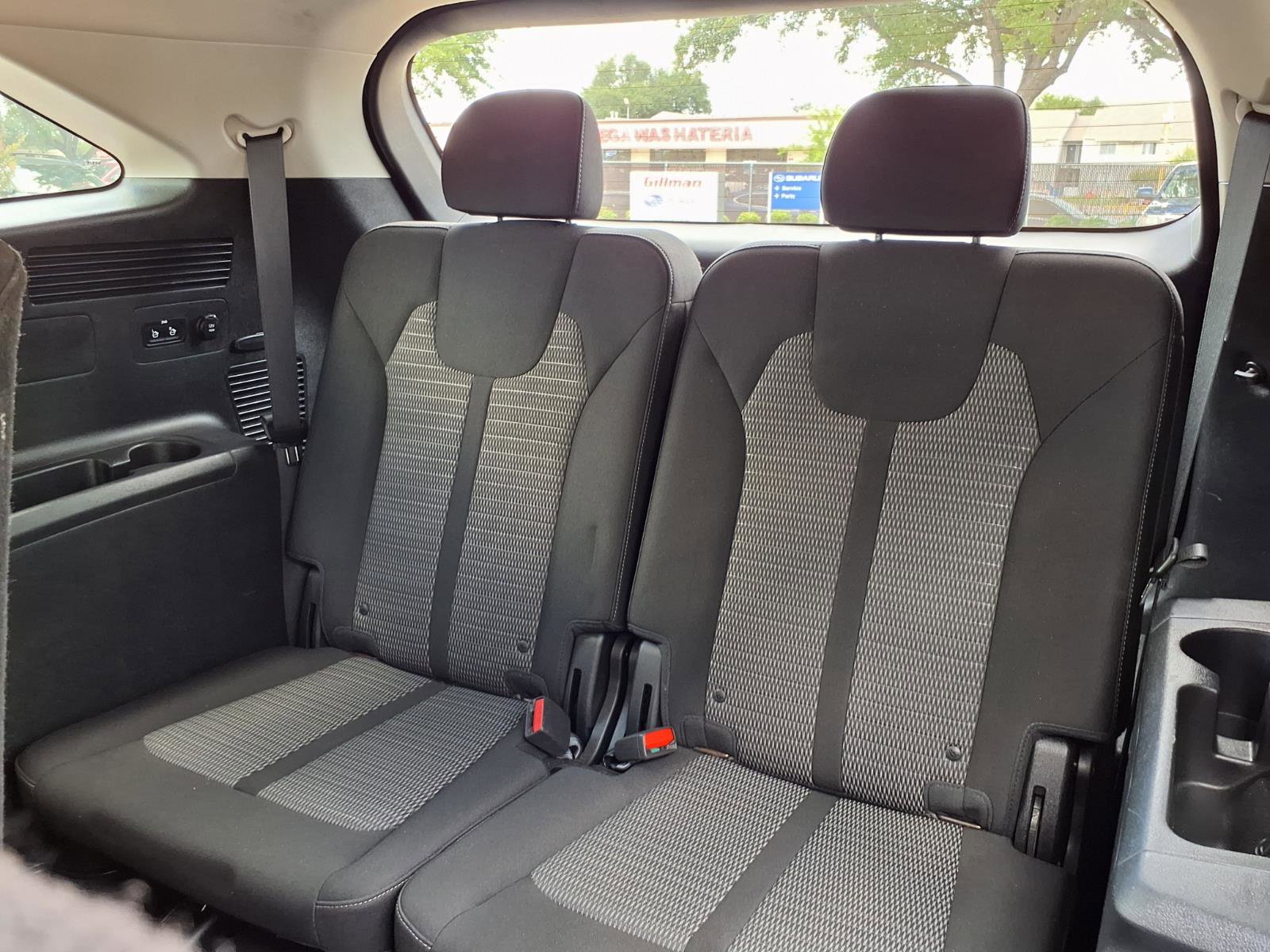 Used 2022 Kia Sorento LX FWD image 19
