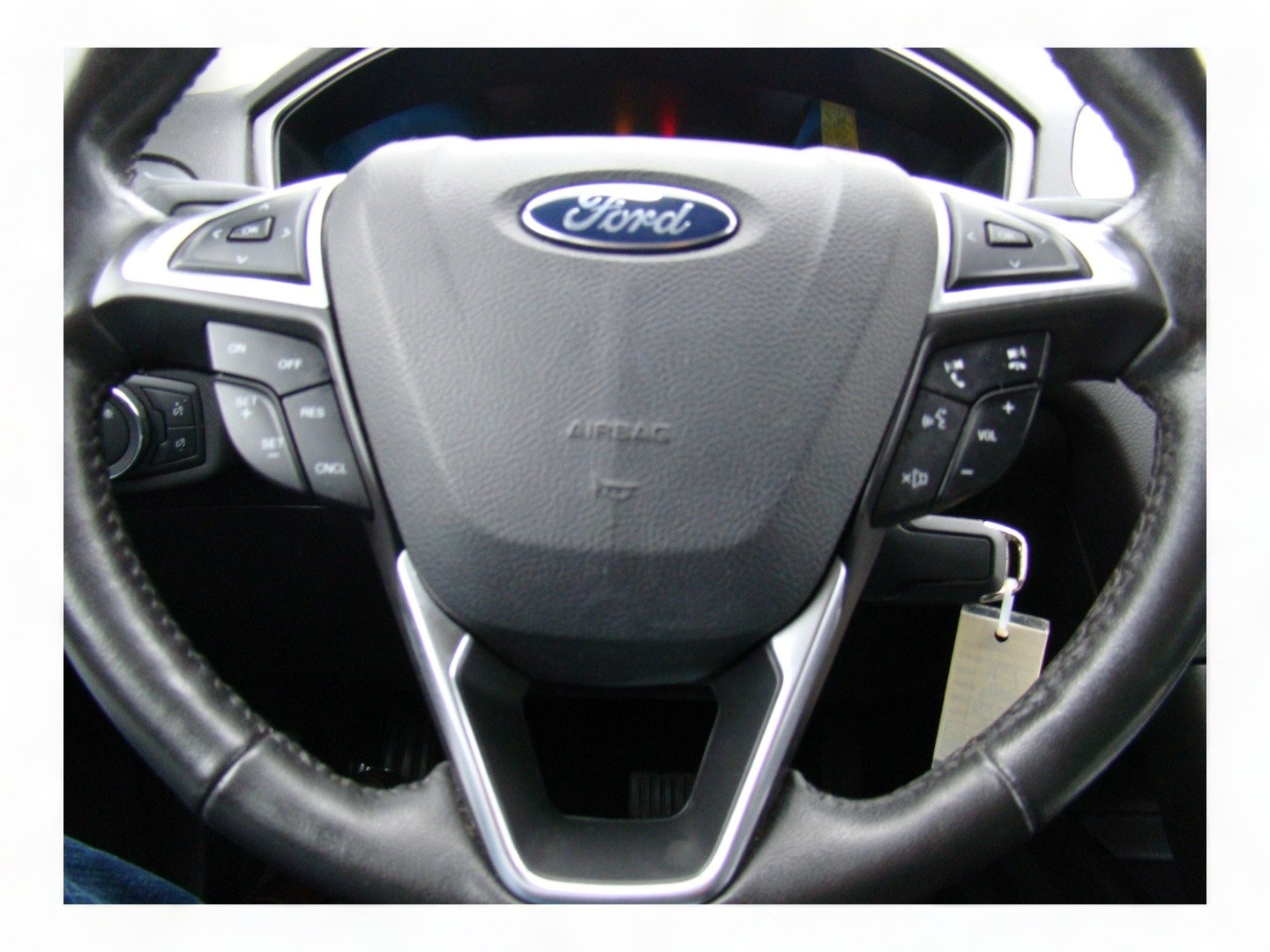 Used 2019 Ford Fusion Titanium image 13