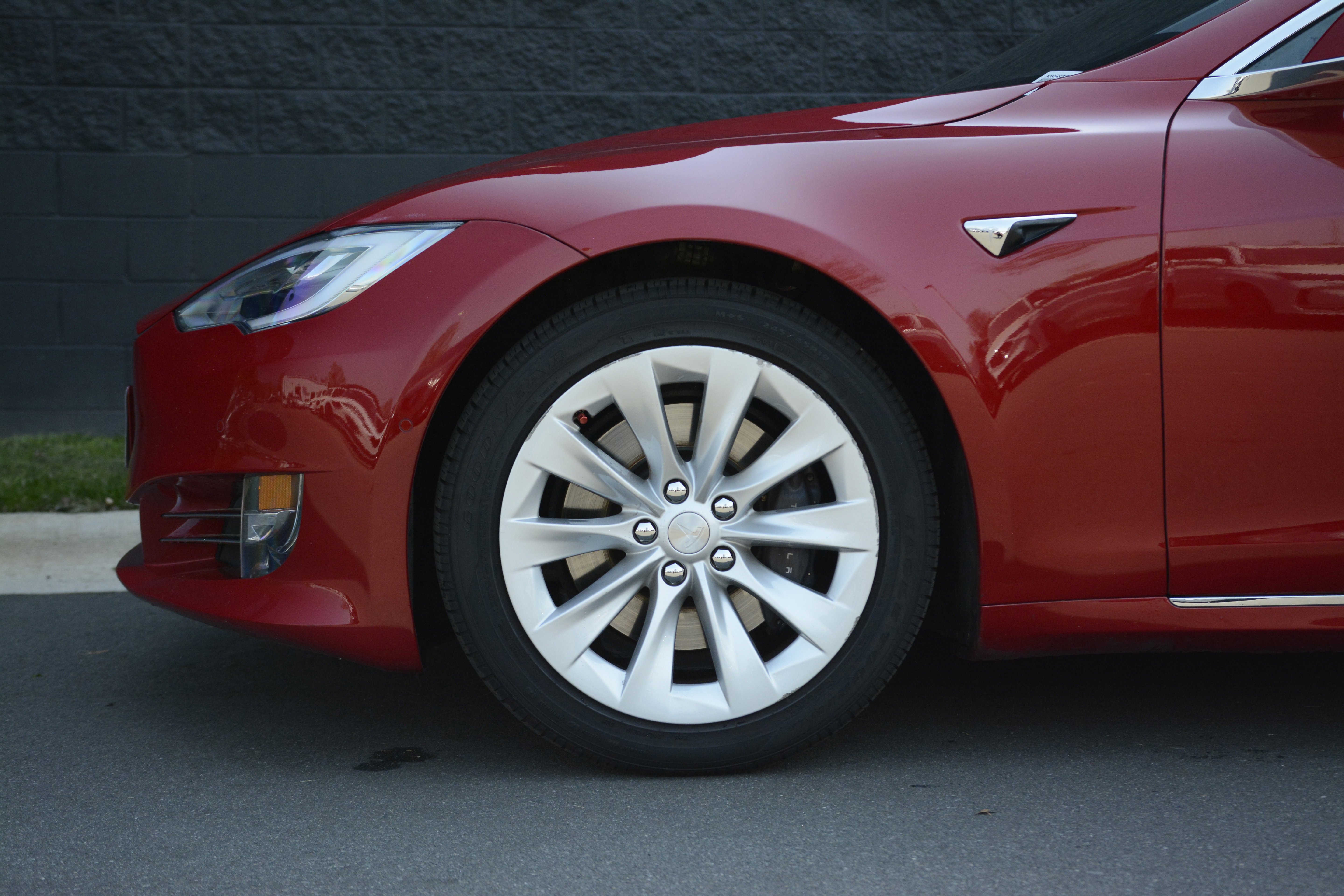 Used 2020 Tesla Model S Long Range Plus image 34