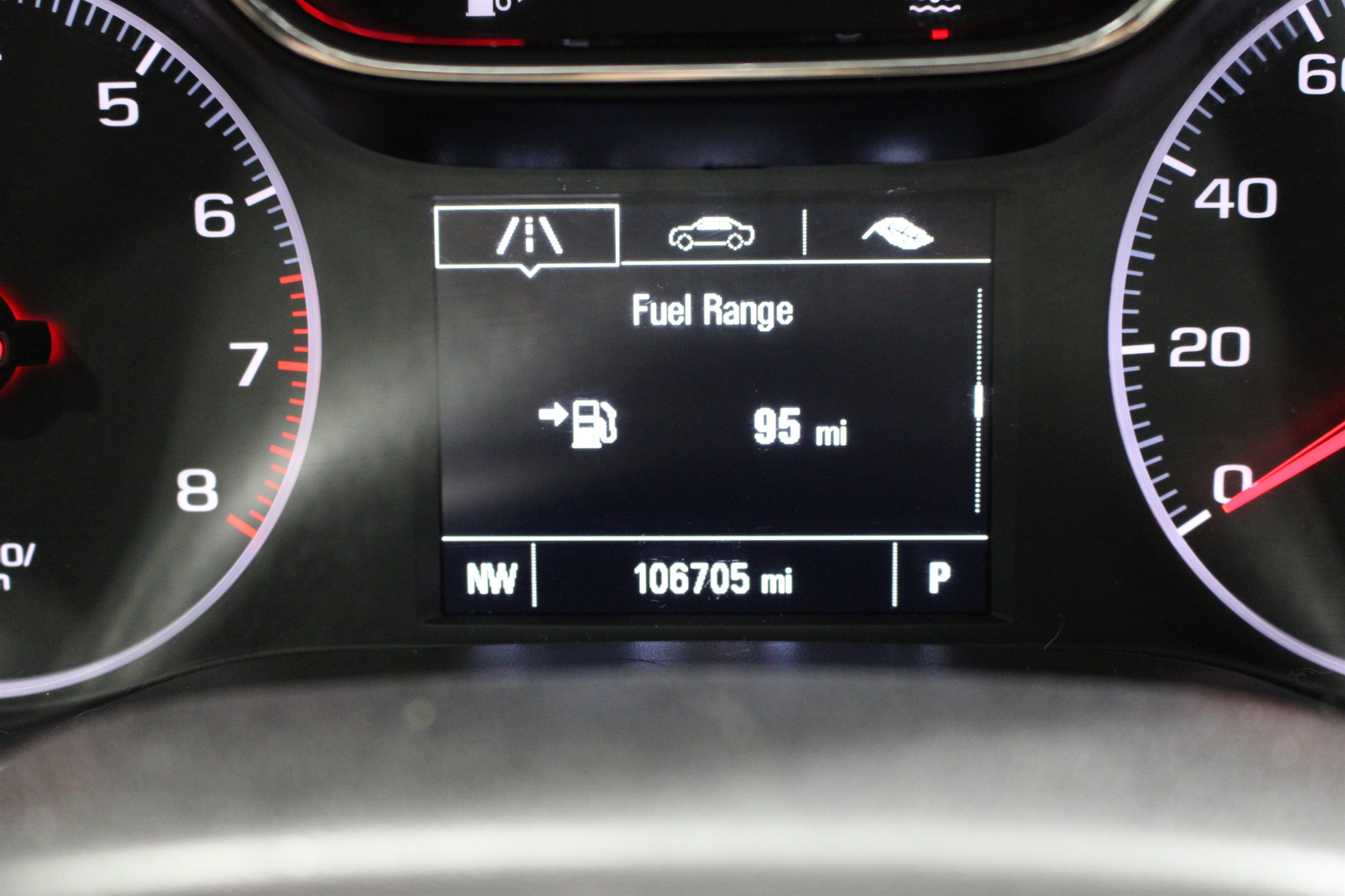 Used 2019 Chevrolet Cruze LT w/ Convenience Package FWD image 14