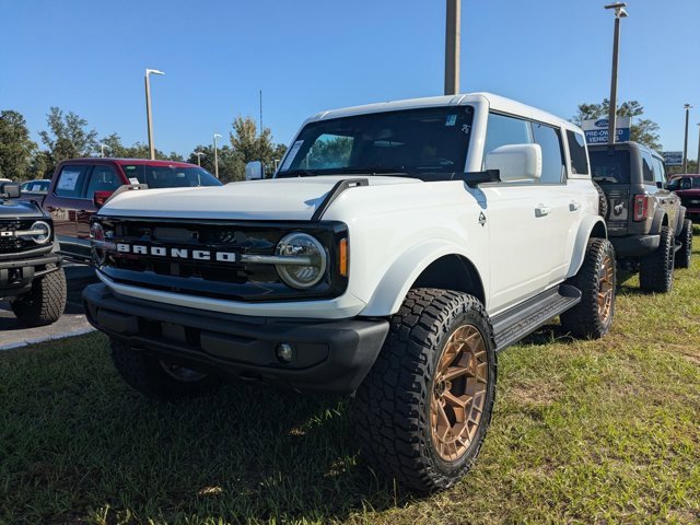 New 2025 Ford Bronco Outer Banks image 7