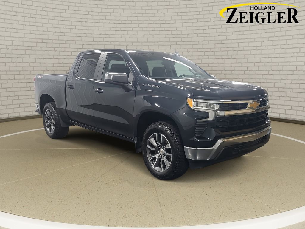 Used 2022 Chevrolet Silverado 1500 LT image 3