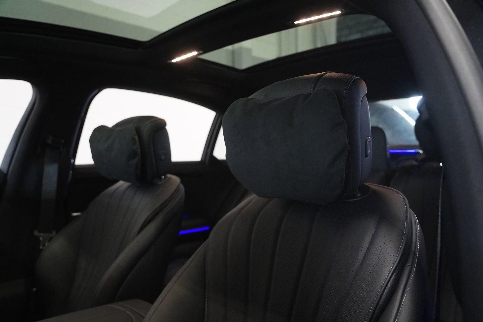 New 2026 Mercedes-Benz S 500 4MATIC image 15