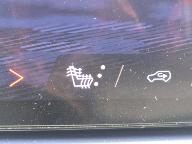 New 2026 Chevrolet Equinox EV LT image 4