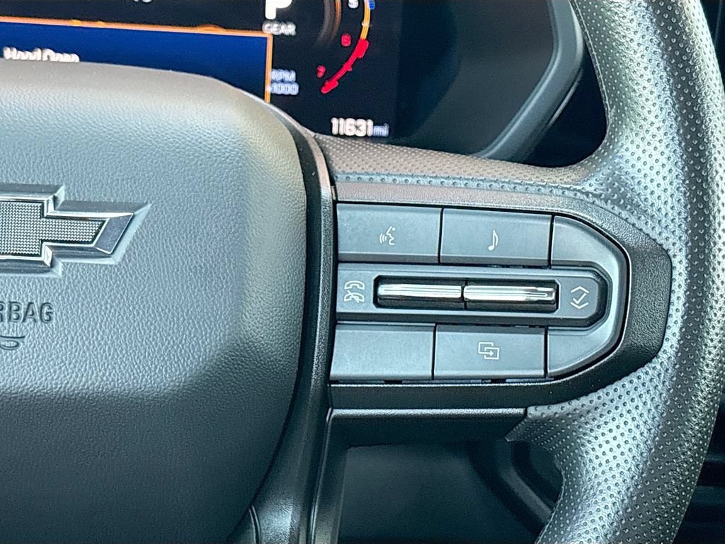 Used 2025 Chevrolet Colorado Trail Boss AWD/4WD image 12