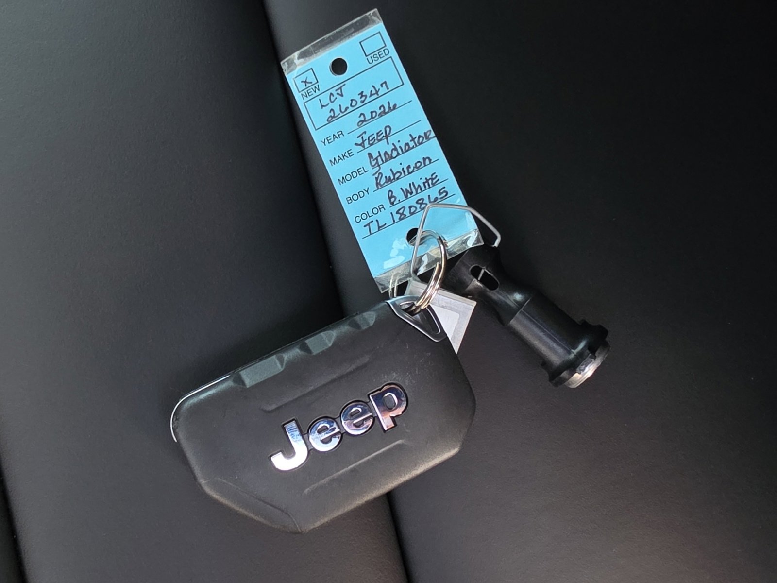 New 2026 Jeep Gladiator Rubicon AWD/4WD image 37