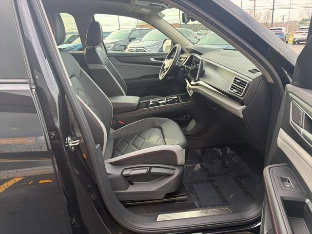 New 2026 Volkswagen Atlas Peak Edition AWD/4WD image 22