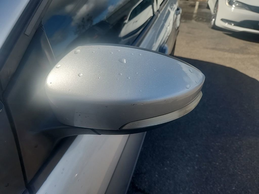 Used 2016 Ford Focus SE FWD image 7