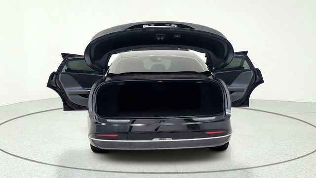 Used 2025 Lucid Air Pure RWD image 17