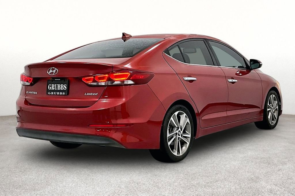 Used 2017 Hyundai Elantra Limited w/ Limited Tech Package 04 image 2