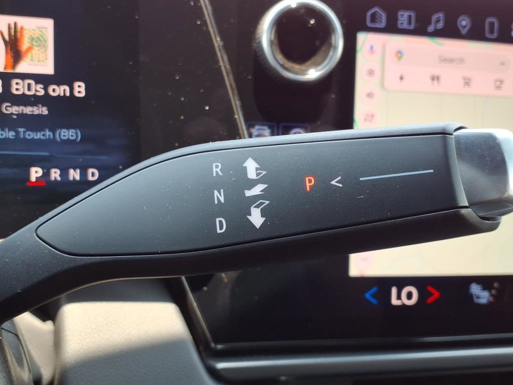 Used 2024 Chevrolet Equinox EV RS image 26