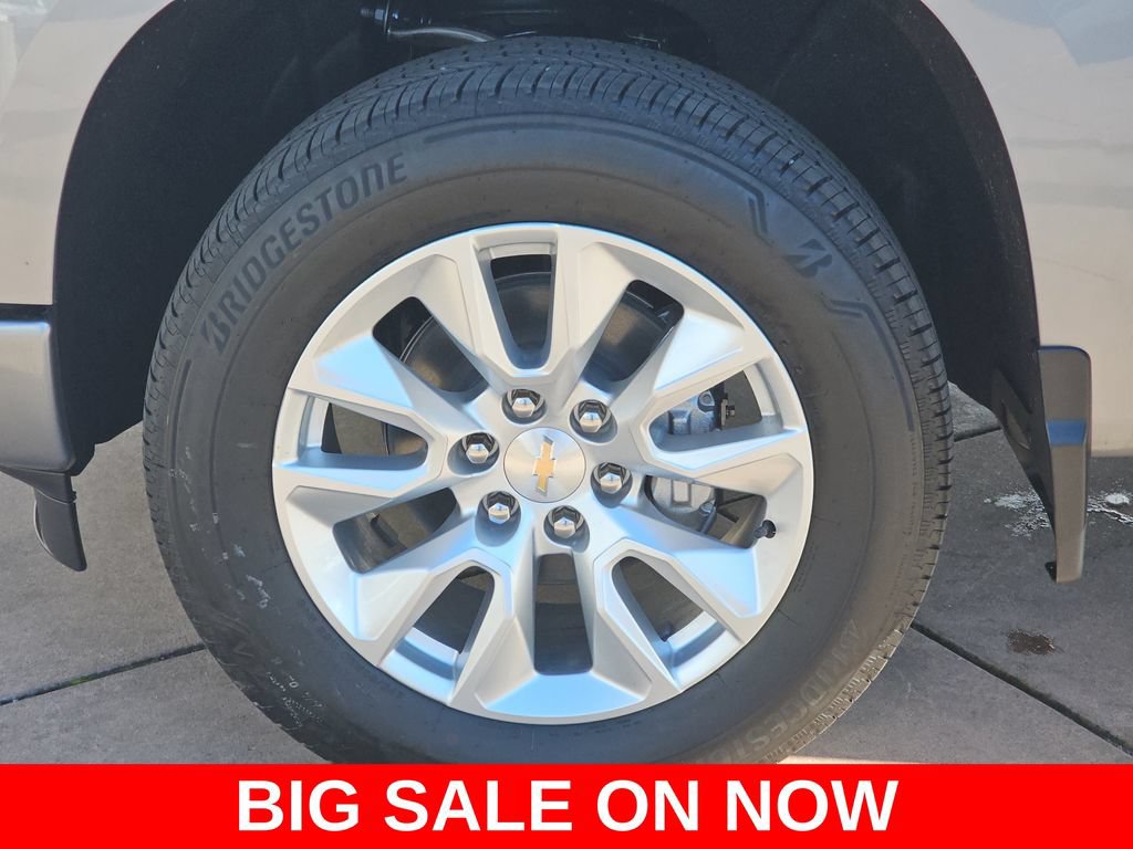 New 2026 Chevrolet Silverado 1500 Custom AWD/4WD image 36