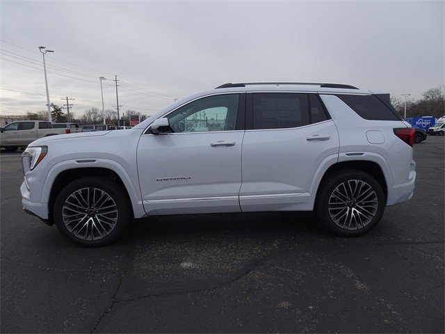 New 2026 GMC Terrain Denali image 2