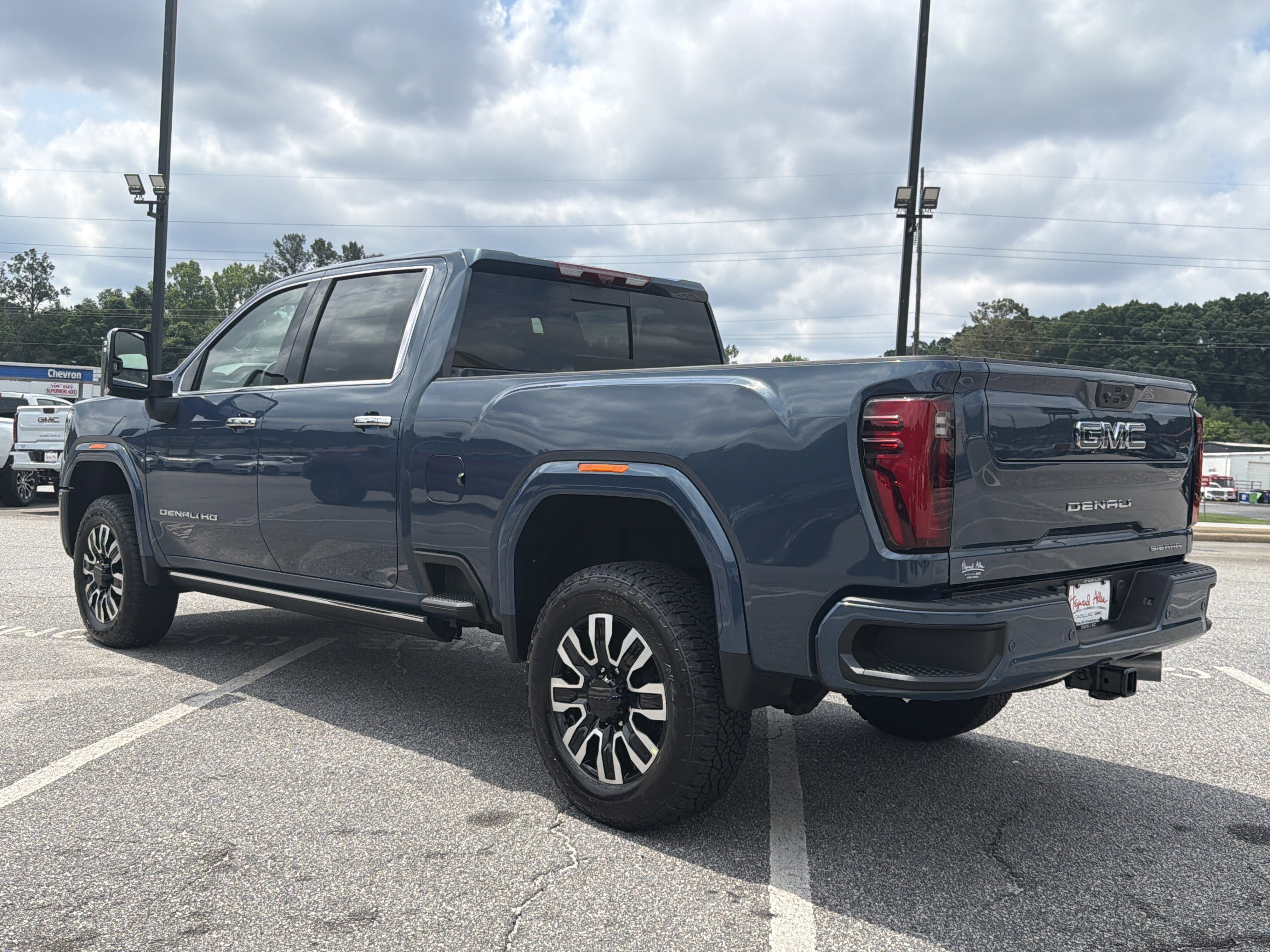 New 2026 GMC Sierra 2500 Denali Ultimate w/ Max Trailering Package AWD/4WD image 3