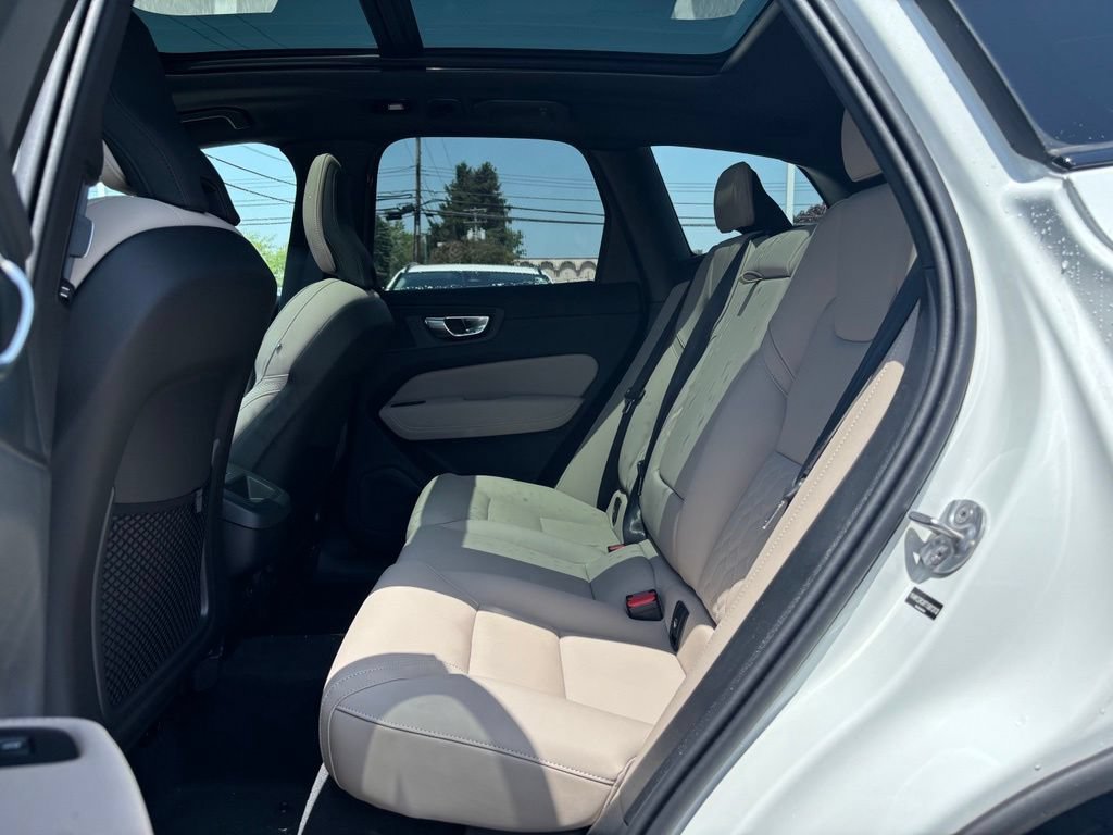 New 2026 Volvo XC60 B5 Plus w/ Protection Package Premier AWD/4WD image 16