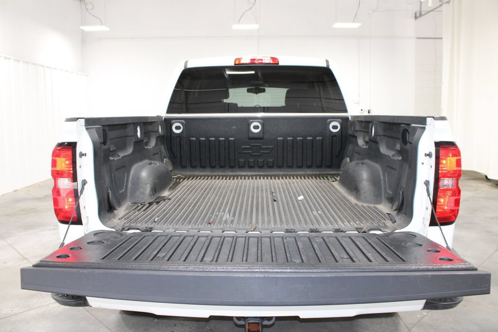Used 2017 Chevrolet Silverado 1500 LT w/ All Star Edition AWD/4WD image 18