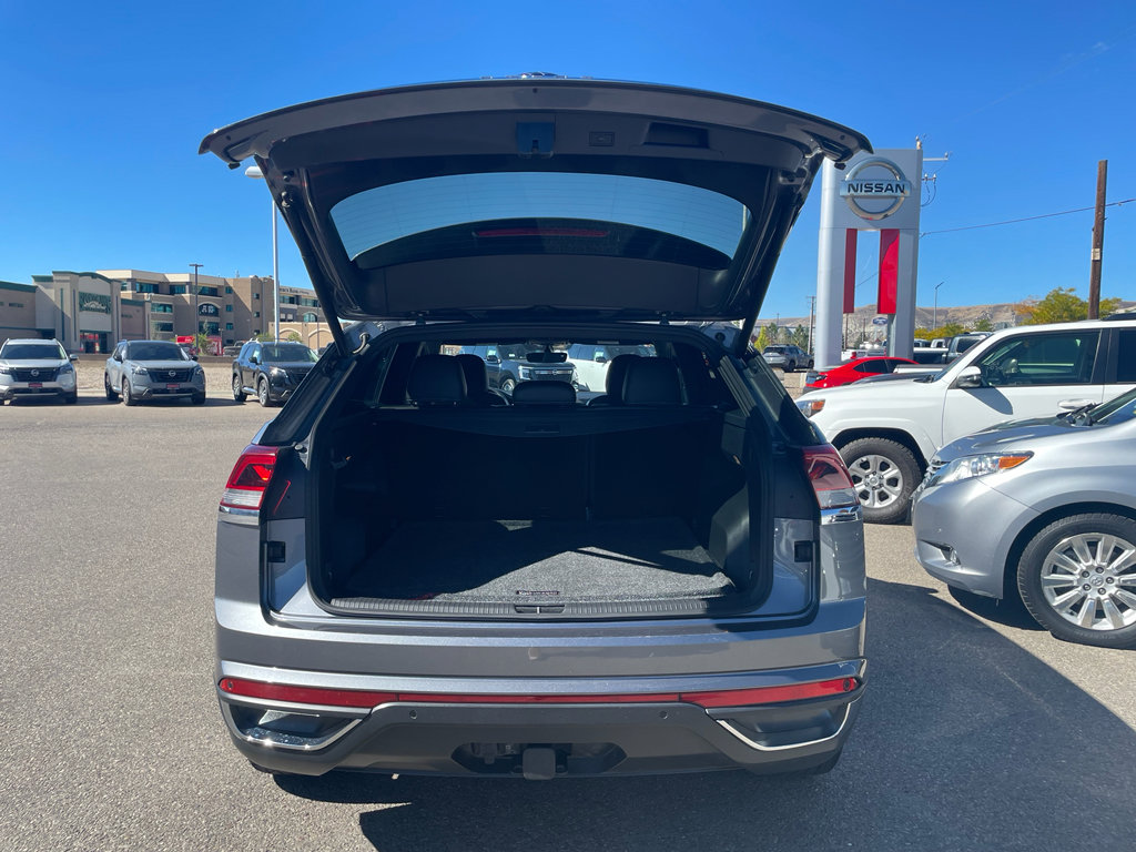 Used 2022 Volkswagen Atlas Cross Sport SE image 5