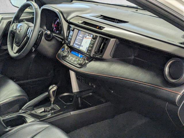 Used 2017 Toyota RAV4 SE image 25
