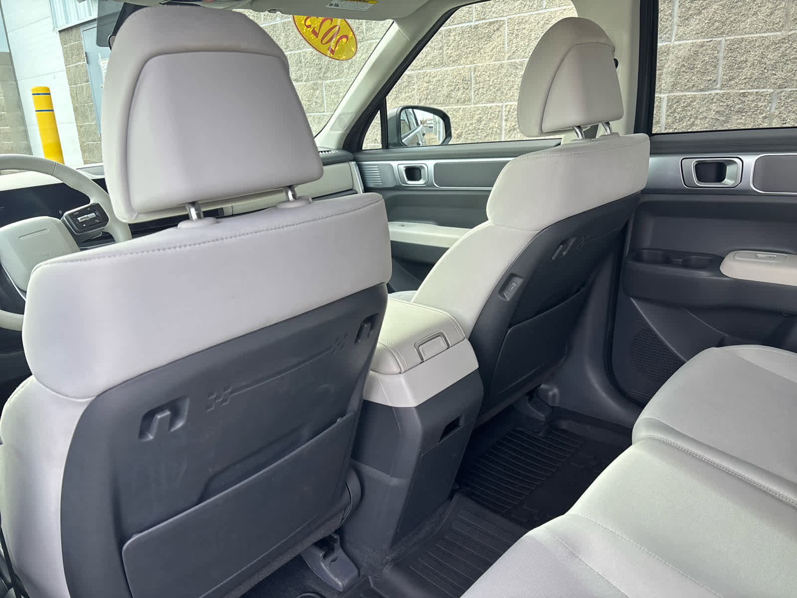 Used 2025 Hyundai Santa Fe SE image 40