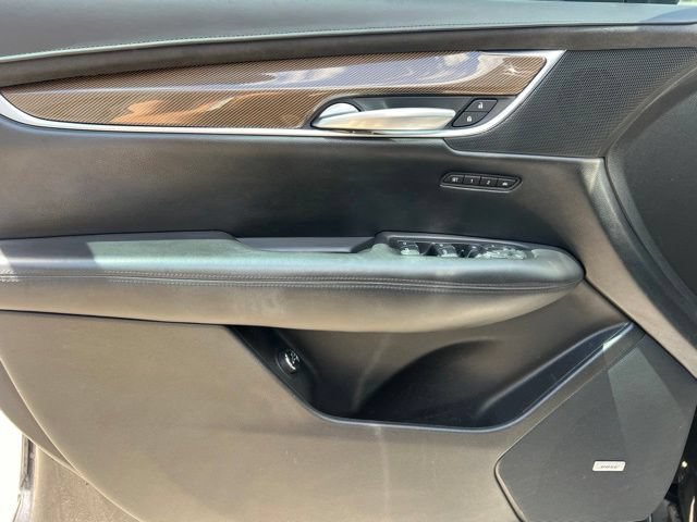 Used 2018 Cadillac XT5 Platinum w/ Driver Assist Package AWD/4WD image 19